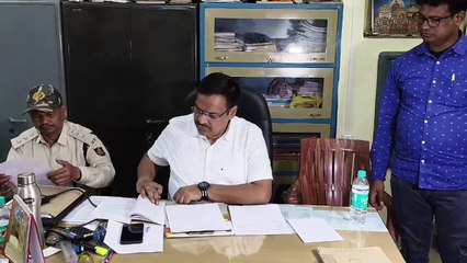 ରାଜ୍ୟ ବାହାରକୁ ଚାଲାଣ ବେଳେ ୨ ହାତୀ ଦାନ୍ତ ଜବତ   ୪ଜଣ ଗିରଫ, ଆନ୍ତଃରାଜ୍ୟ ଅପରାଧୀ ସାମିଲ