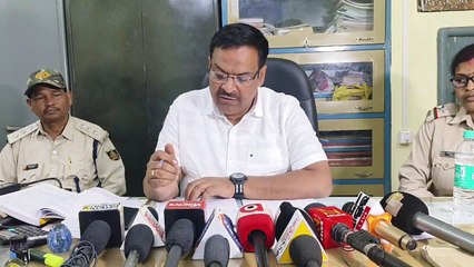 ରାଜ୍ୟ ବାହାରକୁ ଚାଲାଣ ବେଳେ ୨ ହାତୀ ଦାନ୍ତ ଜବତ   ୪ଜଣ ଗିରଫ, ଆନ୍ତଃରାଜ୍ୟ ଅପରାଧୀ ସାମିଲ