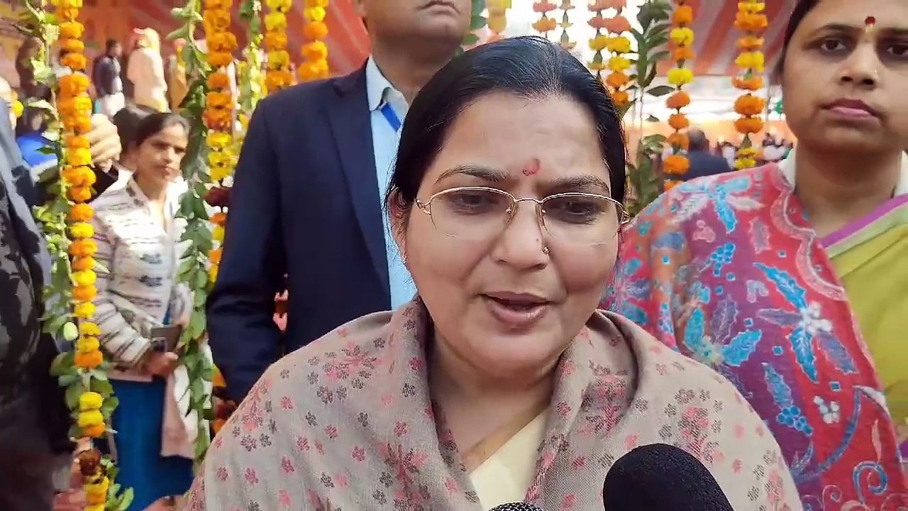 मुख्यमंत्री सामूहिक विवाह योजना के तहत वैवाहिक डोर से जुड़े 870 जोड़े, शिक्षा मंत्री ने सभी जोड़ो को शुभकामनाएं देकर की सीएम योगी की सराहना