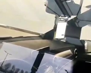 Linate, tassista buttato a terra da un driver di Uber: il video