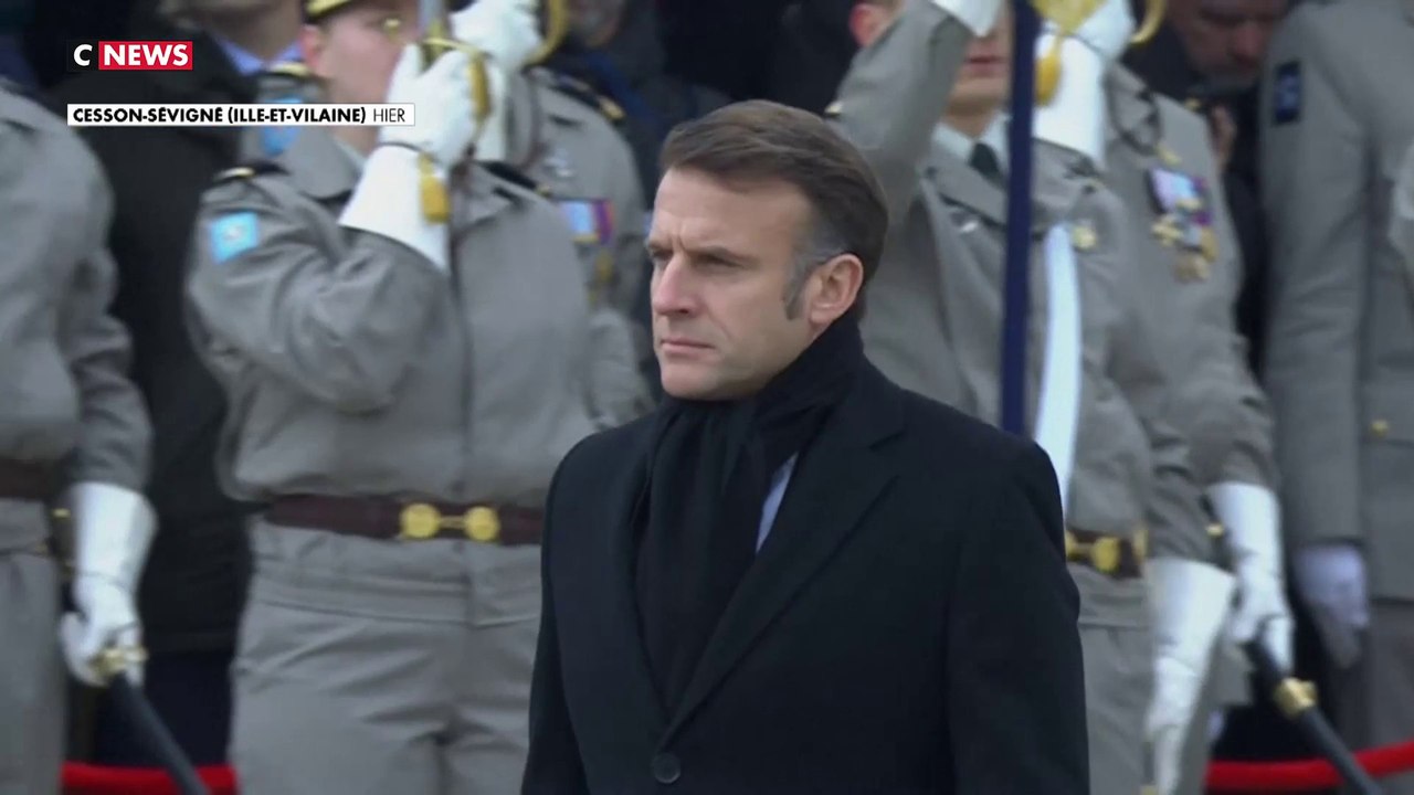 Emmanuel Macron veut «mobiliser» davantage de jeunes volontaires «en renfort» des armées