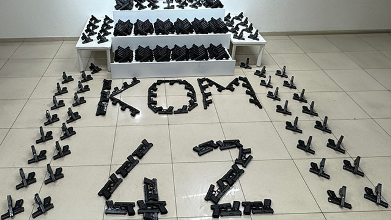 Konya'da baba ile oğlu silah kaçakçılığı operasyonunda tutuklandı