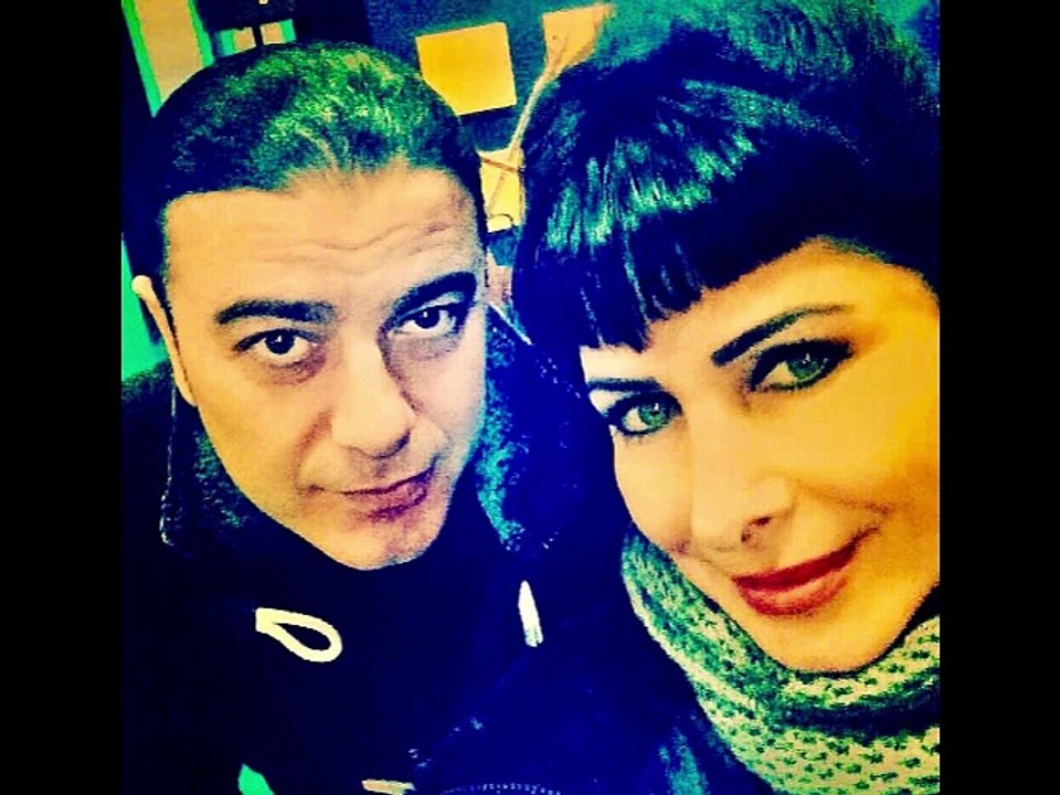 BİRÇOK MEMLEKETLER GEZDİM NELERİ GÖRÜP GÖRMEDİM BU KOCAMAN DÜNYADA SENİN GİBİ BİR BAYANI GÖRMEDİM BEN NURAY HAFİFTAŞ ABLACIM