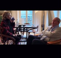 Anthony Delon a posté une vidéo de Nathalie et Alain Delon, ses parents, pour les 4 ans de la disparition de sa mère.