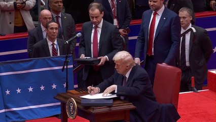 Trump firma la salida de EE UU del Acuerdo de París
