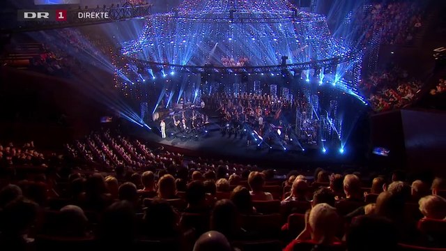 Al-Fadl, Olof & Copenhagen Drummers - The Little Drummer Boy | DRs Store Juleshow {2015} DR1