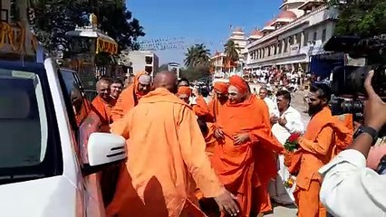 ಸರ್ಕಾರಕ್ಕೆ ಯಾವಾಗ ಬುದ್ದಿ ಬರತ್ತೋ ಆವಾಗ ದಾಸೋಹ ದಿನ ಅರ್ಥ ಪೂರ್ಣವಾಗಿ ಆಚರಣೆ ಮಾಡಲಿ......ಬಿಜೆಪಿ ರಾಜ್ಯಾಧ್ಯಕ್ಷ ಬಿ ವೈ ವಿಜಯೇಂದ್ರ......  ತುಮಕೂರು   ಶ್ರೀ ಶಿವಕುಮಾರ ಸ್ವಾಮೀಜಿಗಳ  ಪುಣ್ಯ ಸಂಸ್ಮರಣೆ ಯಾಗಿದೆ, ಕೋಟ್ಯಂತರ ಭಕ್ತರಿಗೆ ಹರ