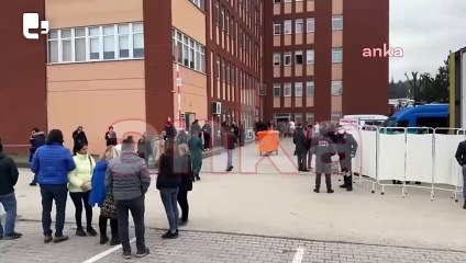 Kartalkaya Kayak Merkezi'ndeki yangında hayatını kaybedenler soğuk hava depolu tıra koyuluyor