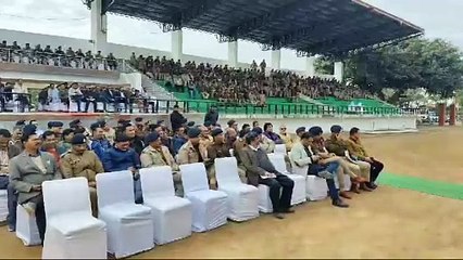 चुनाव में नियुक्त अधिकारियों और कमचारियों की हुई ब्रीफिंग,जनपद को सुपर जोन में बांटा