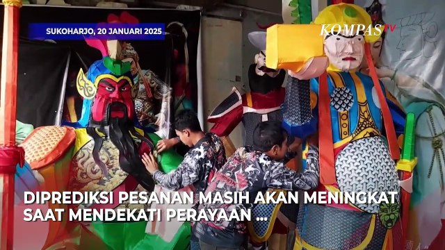 Berkah Jelang Imlek, Pengrajin Sukoharjo Kebanjiran Pesanan Lampion Karakter Dewa Raksasa