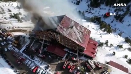 Turchia, 66 i morti per l'incendio alla stazione sciistica