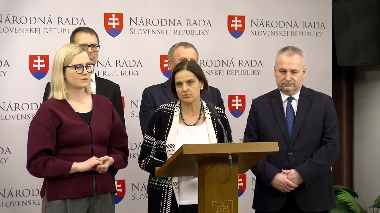 ZÁZNAM: Kolíková: Utajovaná správa, ktorú predniesol premiér v pléne, je absurdná