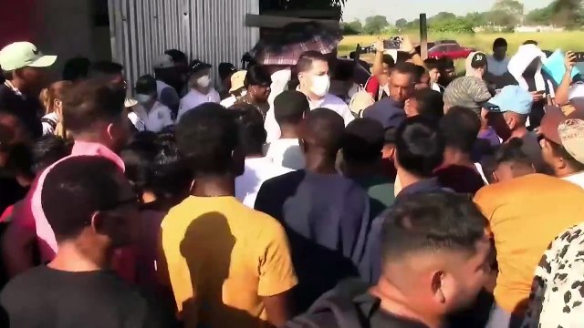México avisa a los migrantes en la frontera sur el fin del programa 'CBP One' de EE.UU.
