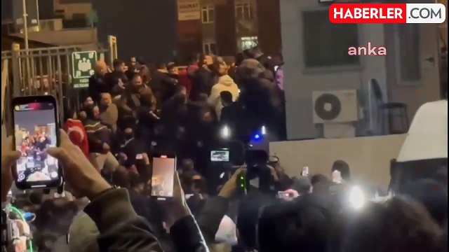 Ümit Özdağ tutuklama talebiyle mahkemeye sevk edildi, adliyede arbede çıktı