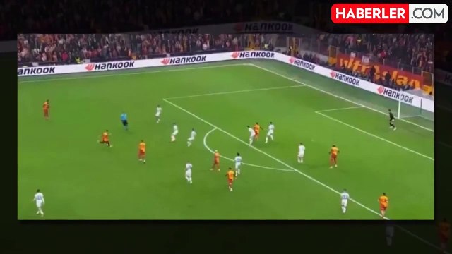 Tribünler vur dedi, o da kırmadı: Abdülkerim'den uzun süre hafızalardan silinmeyecek gol