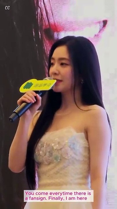 Red Velvet's Irene goes viral with a recent fansign event
