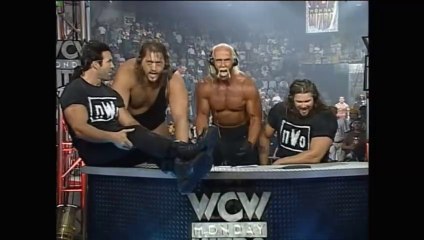 WCW Monday Nitro 09.02.1996 - The Four Horsemen vs Dungeon Of Doom (8-man Tag Team Match)