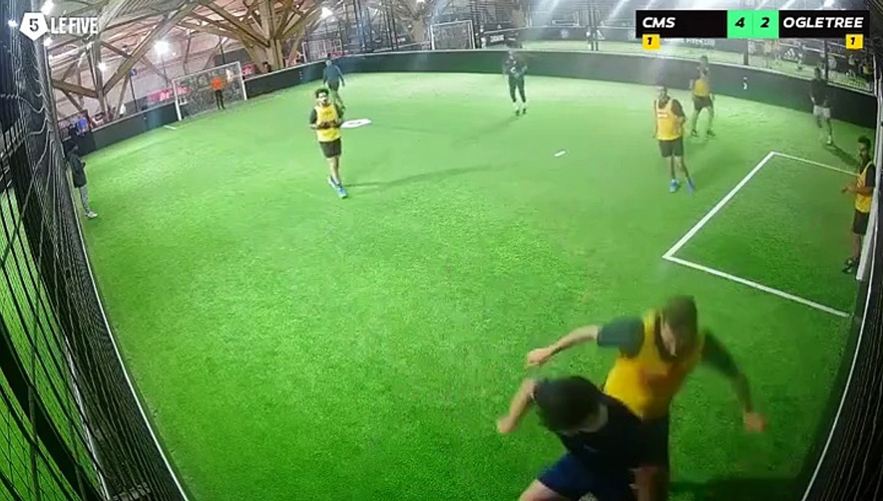 CMS - OGLETREE FC 21/01 à 21:51 - Football Terrain 3 (LeFive P18)