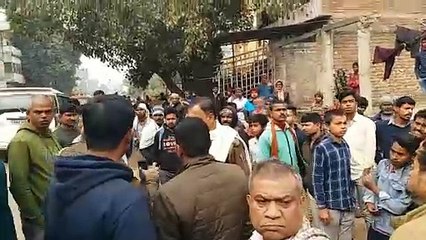 मसौढ़ी में दो गुटों में हिंसक झडप, घंटो रणक्षेत्र में तब्दील रहा इलाका,हुई रोडेबाजी एवं गोलीबारी,  पुलिस की लाठी से दो महिला हुई जख्मी, तनाव का माहौल