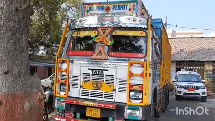 कैमूर पुलिस को मिली बड़ी सफलता ट्रक में लकड़ी के बुरादा की आड़ में छिपाकर ले जाया जा रहा 54 लाख के  शराब के साथ दो लोगों को किया गिरफ्तार,मधनिषेद इकाई पटना के द्वारा दिया गया सूचना पर हुई कार्रवाई,