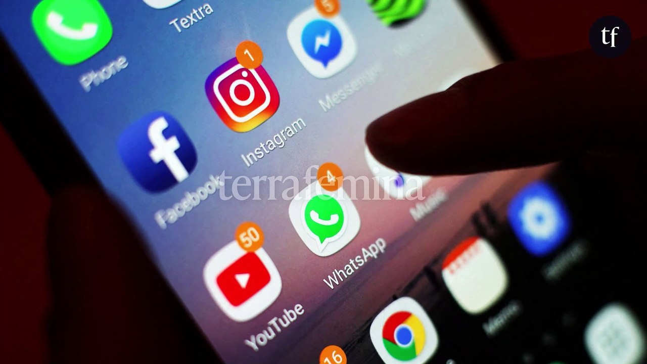 "Un comportement de prédateur" : ce youtubeur de 40 ans critiqué pour ses relations avec des jeunes femmes de 18 ans