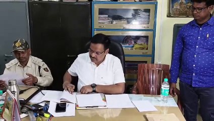 ରାଜ୍ୟ ବାହାରକୁ ଚାଲାଣ ବେଳେ ୨ ହାତୀ ଦାନ୍ତ ଜବତ   ୪ଜଣ ଗିରଫ, ଆନ୍ତଃରାଜ୍ୟ ଅପରାଧୀ ସାମିଲ