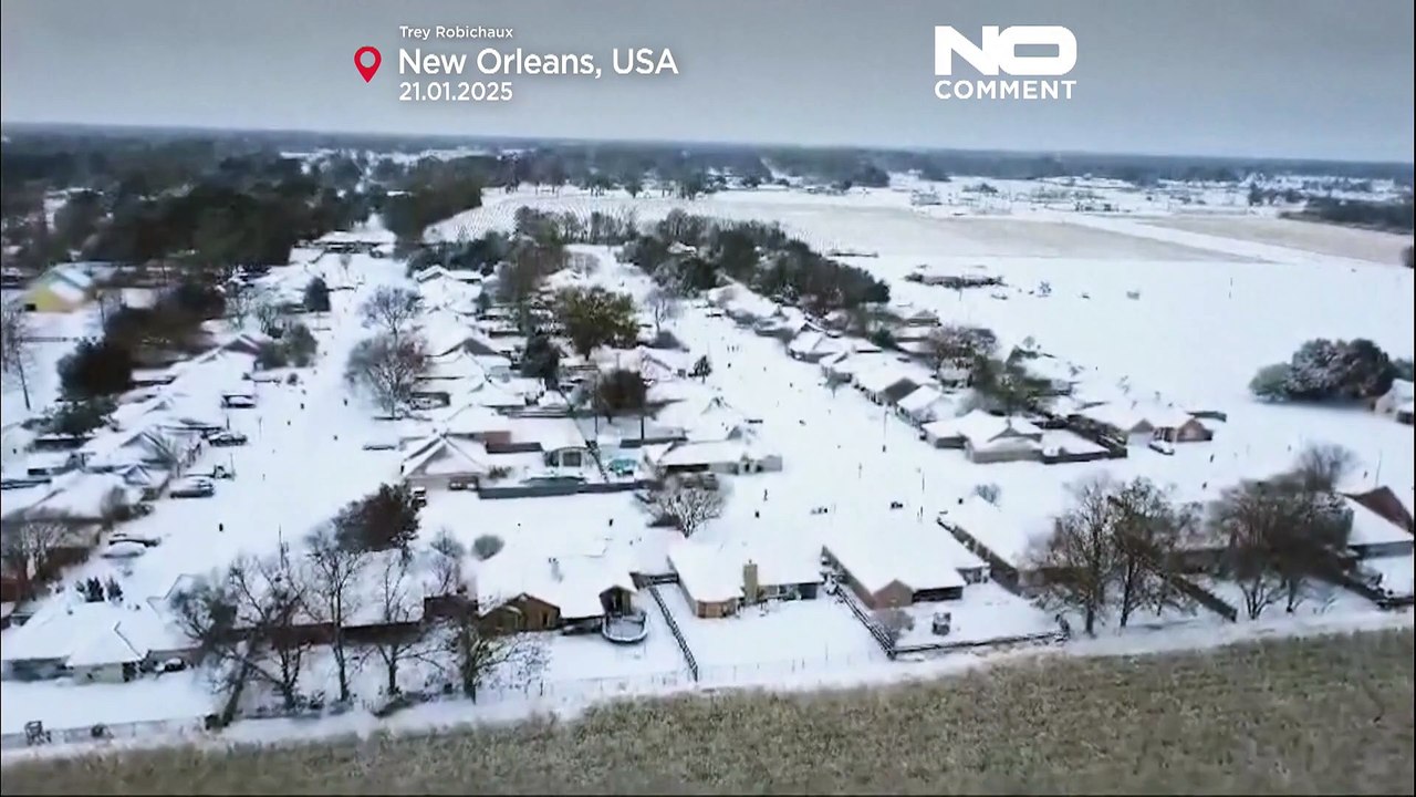 Schneeballschlachten und Schlittenfahrten an der US-Golfküste gehen viral