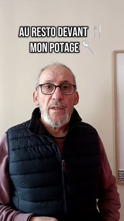 au resto devant mon potage 🥄
