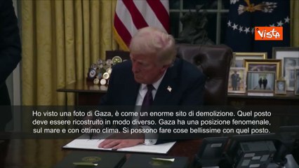 Trump: "Gaza come enorme sito demolizione, si possono fare cose bellissime laggi?"