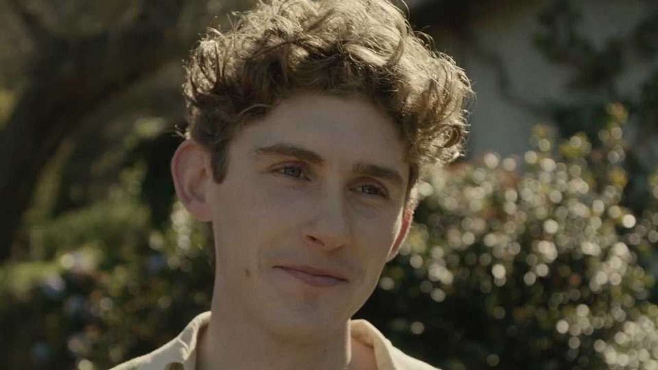 Les Fleurs du silence Bande-annonce VO STFR