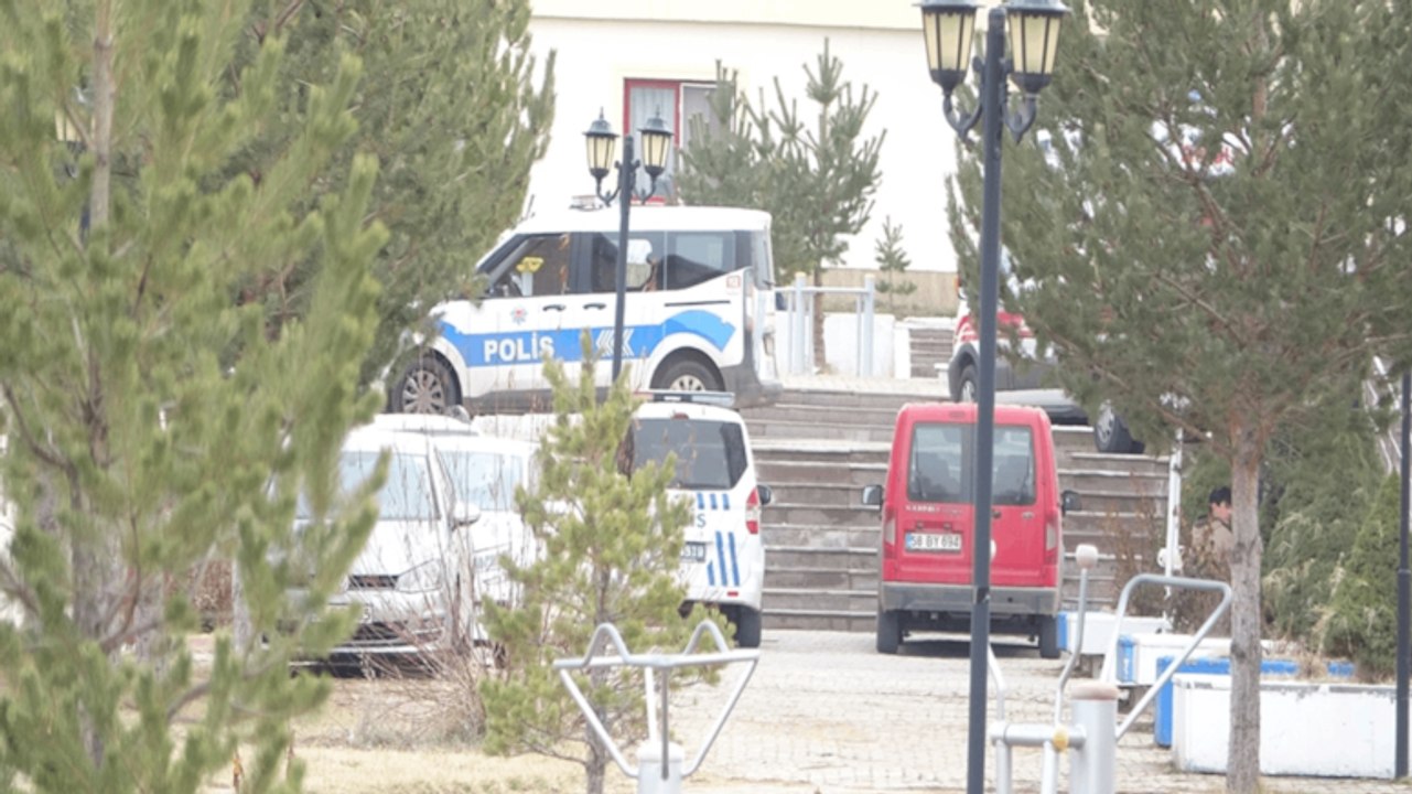 Üniversiteli Eren yurt banyosunda ölü bulundu
