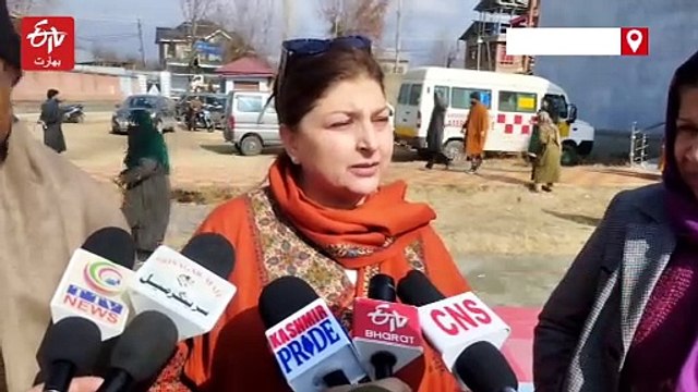 ترال: جی آر بیگ فاونڈیشن کی جانب سے مفت میڈیکل کیمپ اور سلائی سینٹر کا افتتاح
