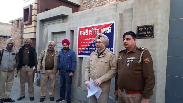 ਜੀਰਾ ਪੁਲਿਸ ਵੱਲੋਂ ਇਕ ਕਰੋੜਦੋ ਲੱਖ90 ਹਜ ਰੁਪਏ ਦੀ ਪ੍ਰੋਪਰਟੀ ਕੀਤੀ ਫਰੀਜ ਦੋਨਾਂ ਭਰਾਵਾਂ ਤੇ 8-8 9-9 ਪਰਚੇ ਹਨ ਦਰਜ ਲੰਬੇ ਸਮੇਂ ਤੋਂ ਕਰ ਰਹੇ ਨਸ਼ੇ ਦੀ ਤਸਕਰੀ ਤਸਕਰੀ ਕਰਕੇ ਬਣਾਈ ਹੈ ਜਾਇਦਾਦ