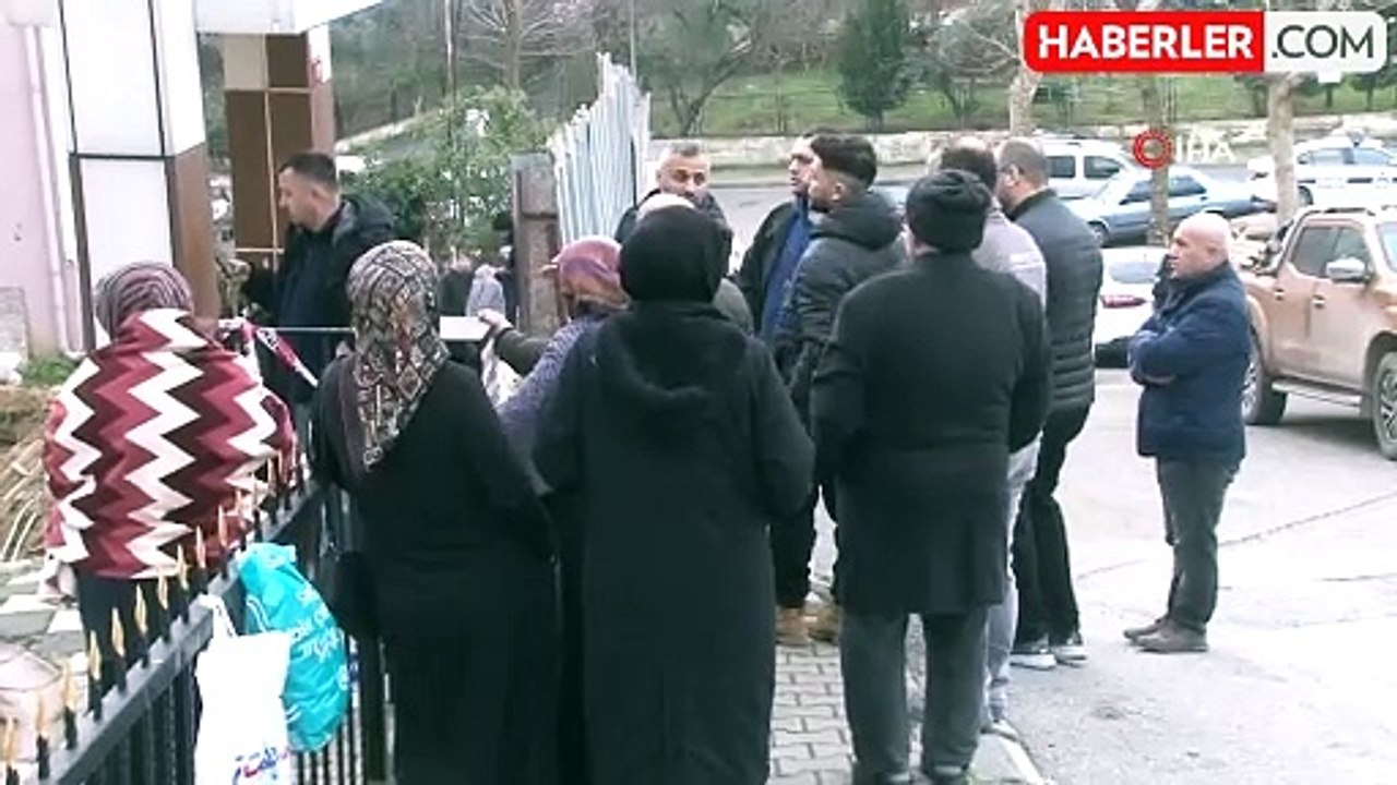 Kartal'da Toprak Kayması: Vatandaşlar Tahliye Edildi