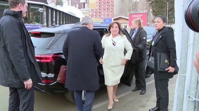 El peruano Boluarte insta al venezolano Maduro a dimitir y «aprender a perder unas elecciones»