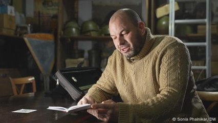 Ukraine's front-line poets process life in the trenches
