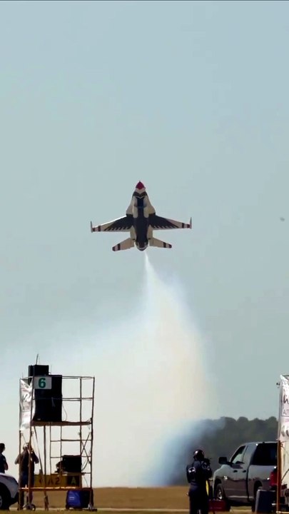 Very beautiful fighter jet