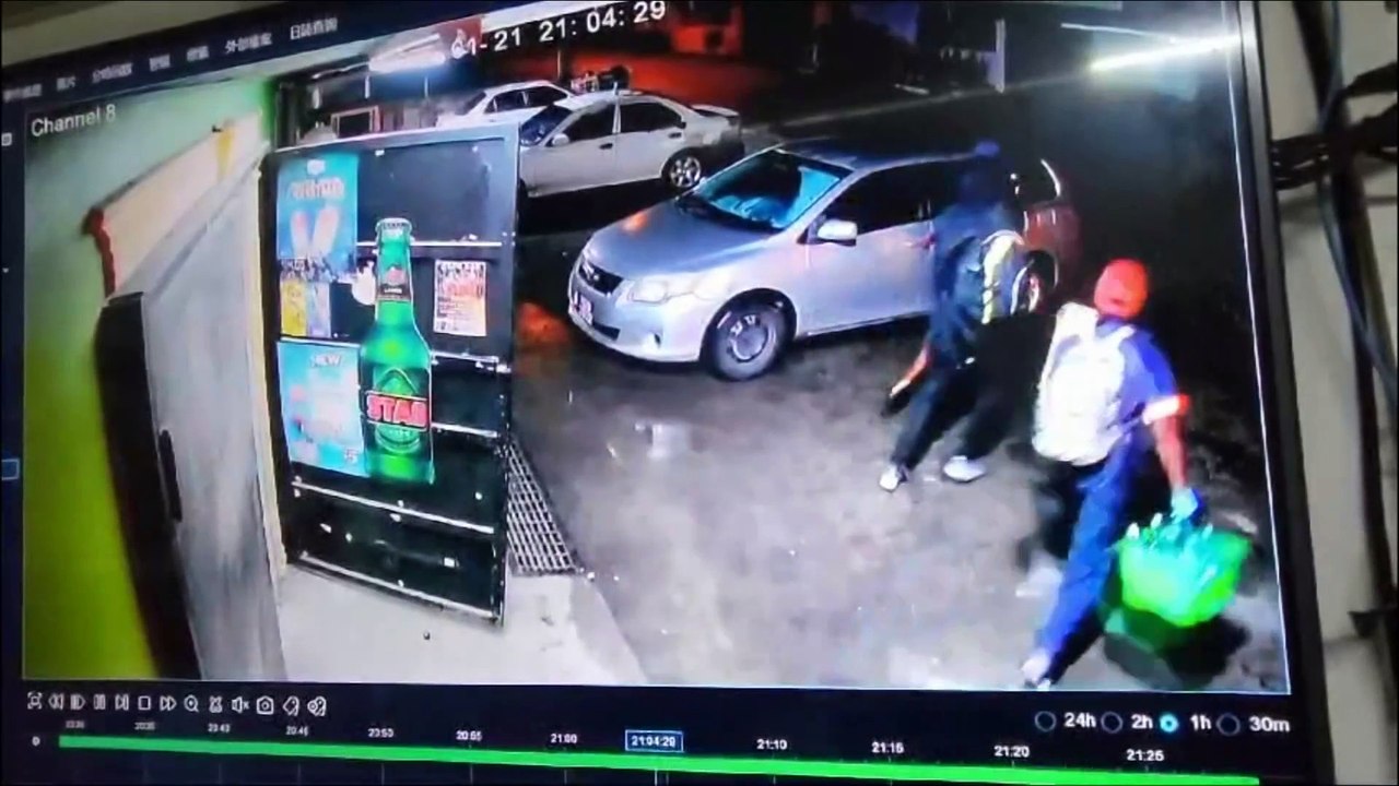COPS SHOOT 3 DEAD AFTER ROBBERY