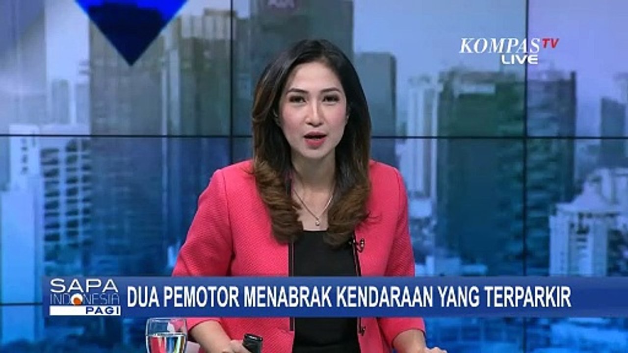 Dua Pemotor Ugal-Ugalan Tabrak Tiga Kendaraan Terparkir di Kebayoran Lama