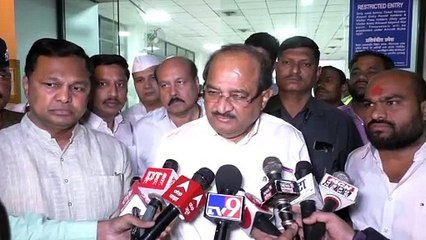 जळगाव येथे झालेला अपघात अतिशय भीषण व दुर्दैवी अपघाताबद्दल मंत्री राधाकृष्ण विखे पाटील यांनी दुःख व्यक्त केले