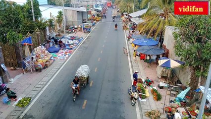 Tet holiday market on 23rd lunar new year
