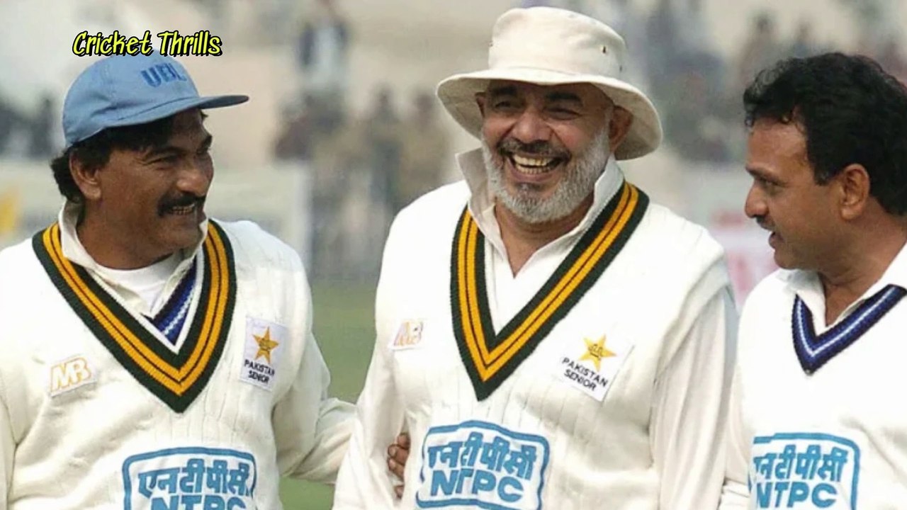 Azmat Rana batting 23 off 23 balls vs India 3rd ODI at Sahiwal in November 1978