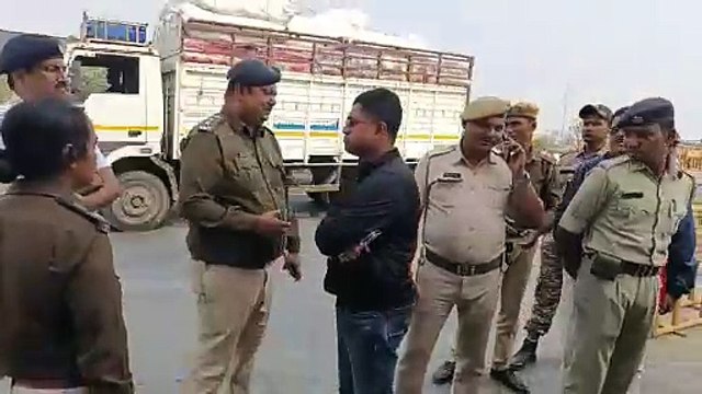 বালি ব্রিজে যাত্রী হয়রানি, চলবে আরও তিনদিন।