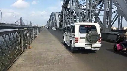 বালি ব্রিজে যাত্রী হয়রানি, চলবে আরও তিনদিন।