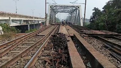 বালি ব্রিজে যাত্রী হয়রানি, চলবে আরও তিনদিন।