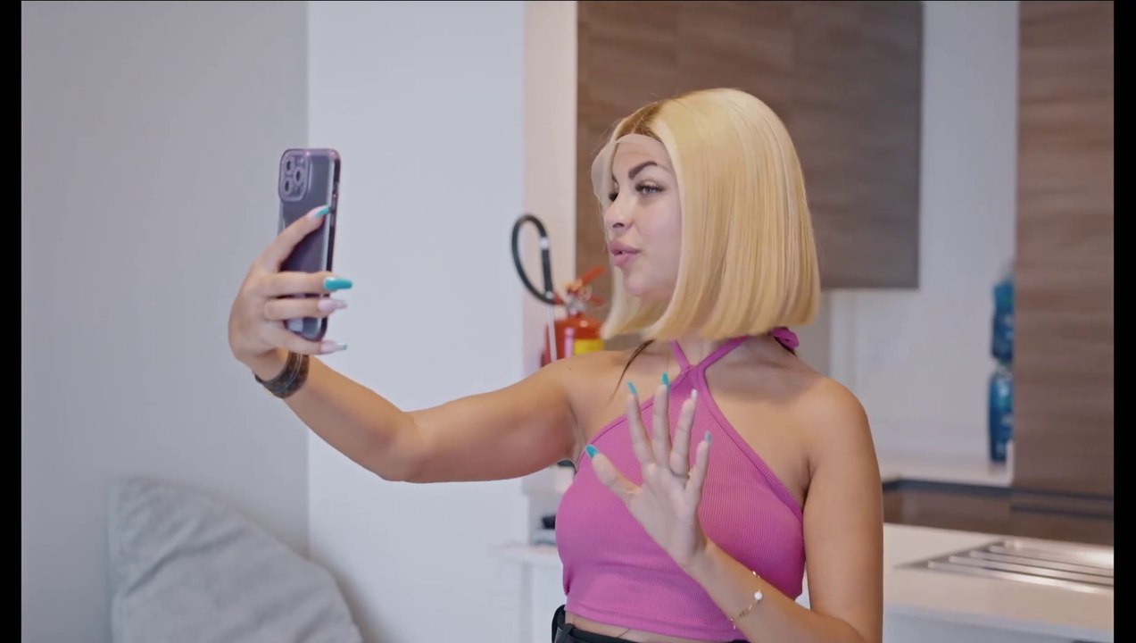 Strip Tease Intégral - Bande-annonce