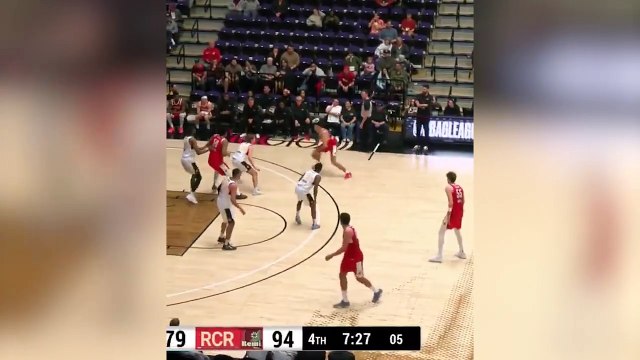 Isaac Nogués, el español que pasó de Segunda FEB a la G-League brilla con un 'doble doble' de escándalo