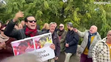Bronca entre manifestantes pro y anti Sánchez en su vuelta a Valencia