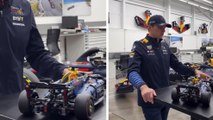 Max Verstappen presume su Red Bull hecho de Lego