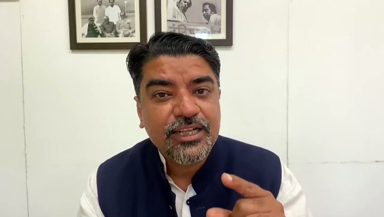 नेताजी सुभाष चंद्र बोस, पंडित जवाहरलाल नेहरू, महात्मा गांधी और कांग्रेस के रिश्तों पर फैलाए गए एक-एक झूठ का तथ्यात्मक जवाब